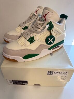 Jordan White Green Retro-Inspired Basketball Sneakers